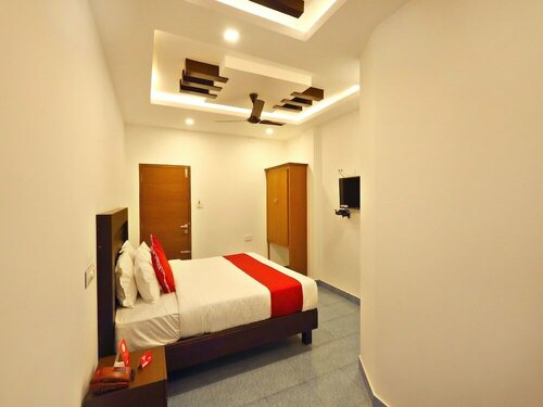 Hotel O Infopark Kochi Malabar Plaza Residency, Забронировать Отель Отели штата Кералы 3 звезды, 3*