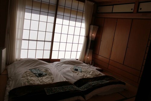 Yamanakako Ryokan RYOZAN, Забронировать Гостевой дом Яманакако 