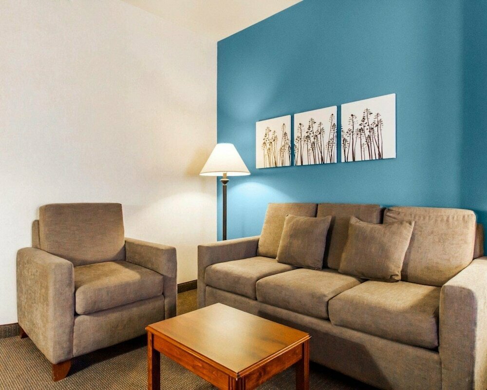 Sleep Inn & Suites