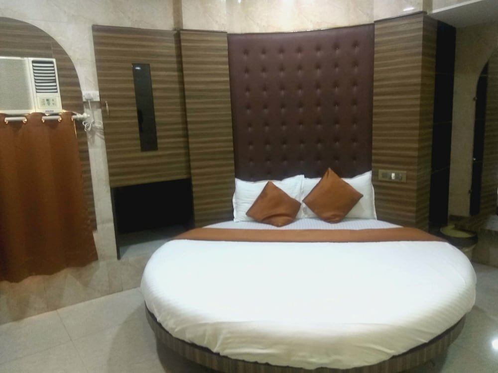 Hotel Karishma