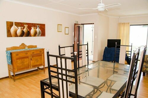 Goulden Street Guest House, Забронировать Гостевой дом Гостевые дома Ист-Лондона, рядом с Buffalo Park Cricket Stadium, Гостевой дом