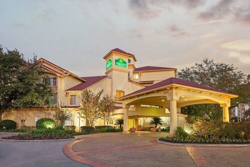La Quinta Inn & Suites by Wyndham Houston Galleria Area