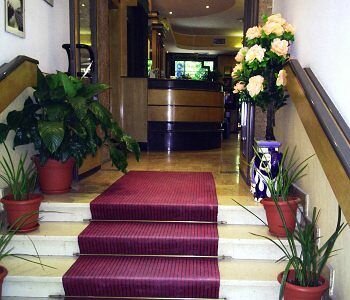 Hotel Adler, Забронировать Отель Читта Студи Милан