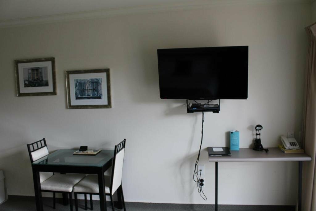 Tuscany Villas Motor Inn