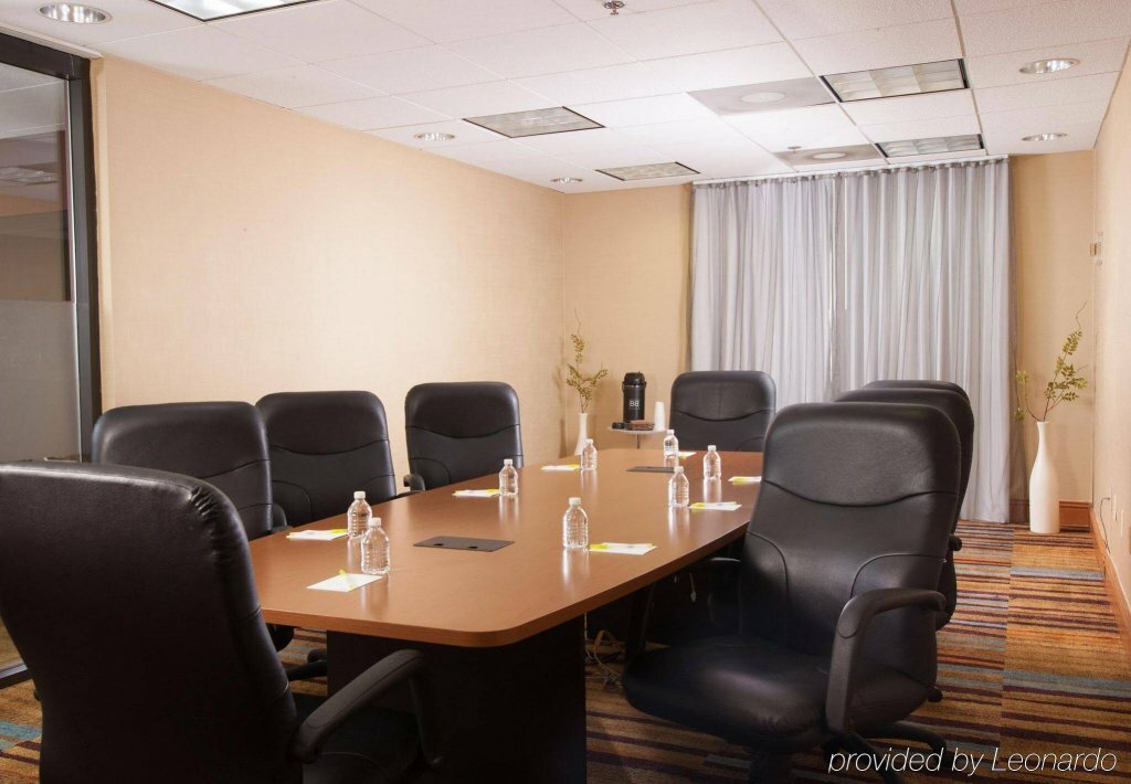 Fairfield Inn & Suites by Marriott Atlanta Airport South/Sullivan Road