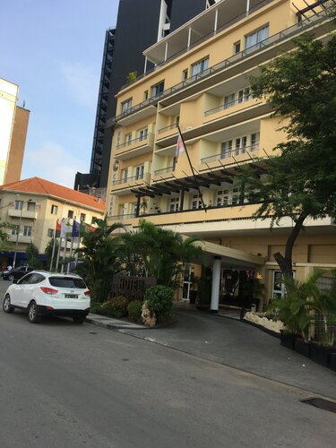 Hotel Continental Luanda, Reservar Hotel Hotéis em Luanda com Estacionamento, Estacionamento