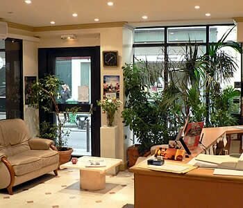 Hotel Leonard De Vinci 75011, Забронировать Отель Отели Парижа с завтраком, рядом с Колонель Фабьен, Завтраки