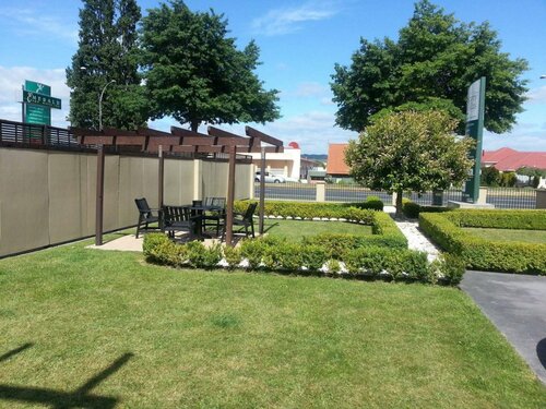 Tuscany Villas Motor Inn