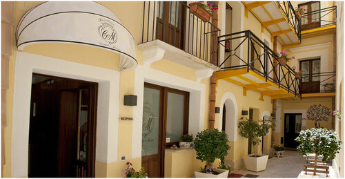 Residence Cortile Mercè, Book Hotel 3-stjernede hoteller i Trapani, 3*