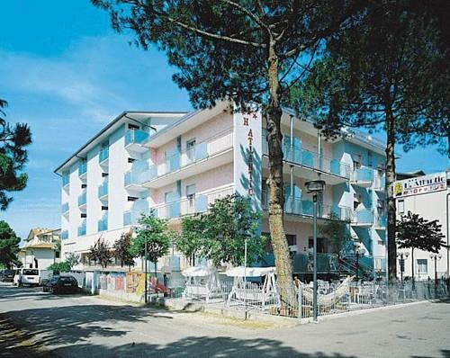 Hotel Atlantic, Забронировать Отель Отели Гаттео-а-Маре с бассейном, Бассейн