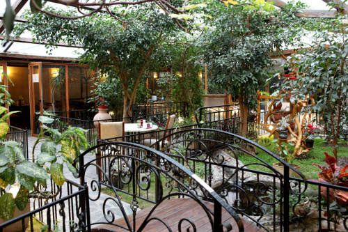 Niky Hotel, Boek Hotel Centrum 