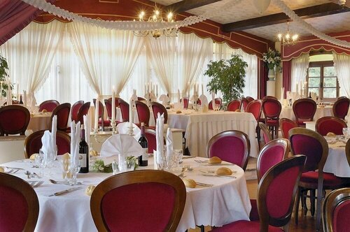 Hotel Lou Castelet, Забронировать Отель Отели Карро с бассейном, Бассейн