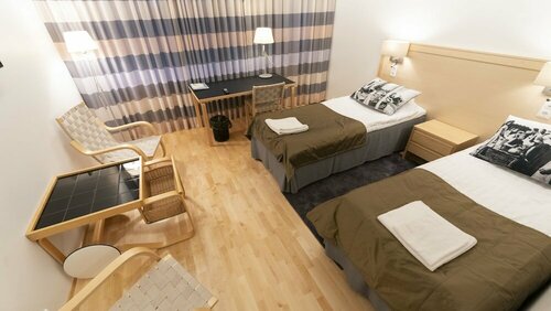 Kokoushotelli Murikanranta, Book Hotel Hotels in Western Finland with Parking, Parking