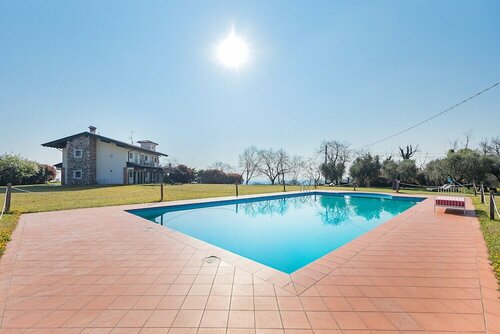 Garda Country House A Casa Di Isabella, Забронировать Отель Отели Ломбардии с парковкой, Парковка
