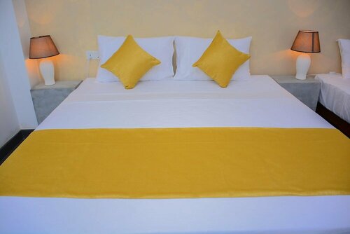 Hotel Star White - Negombo, Забронировать Отель Недорогие отели Округа Гампаха, недорогие