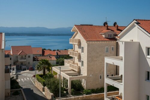 Apartments Mistral, Брондау Пәтер Brac Island 