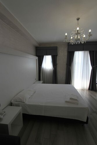 Hotel Paladini, Забронировать Отель Отели в центре Порто-Чезарео, в центре