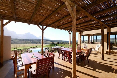 Oudebosch Guest Farm, Забронировать Фермерский дом Риверсдейл Riversdal