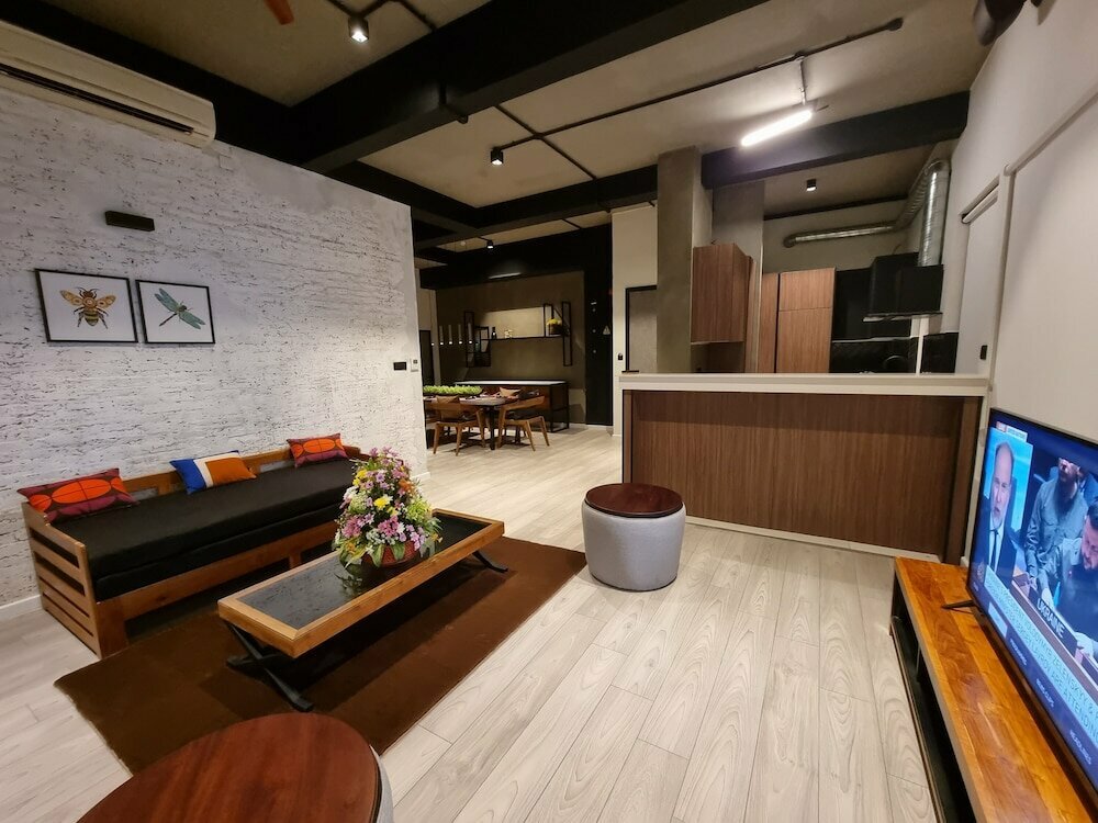 VAUX Park Street Hotel - A collection of 8 luxury lofts