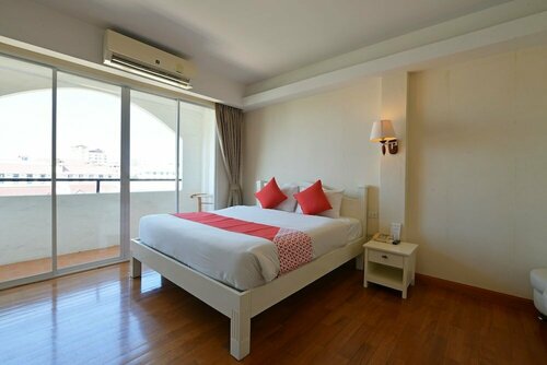 Grand Smile Wellness Resort, Забронировать Курортный отель Центральная Паттайя 