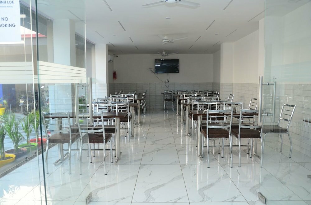 Hotel Vishnu Lok - Best Hotel Near Railway Station Prince Chowk in Dehradun Budget Hotel Family Hotel Economical Hotel