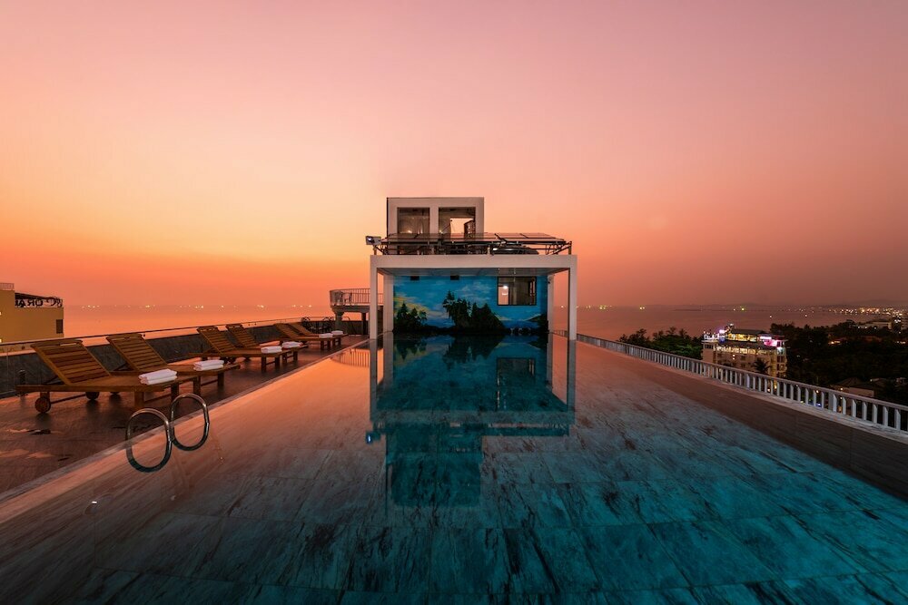 Aquasun Hotel