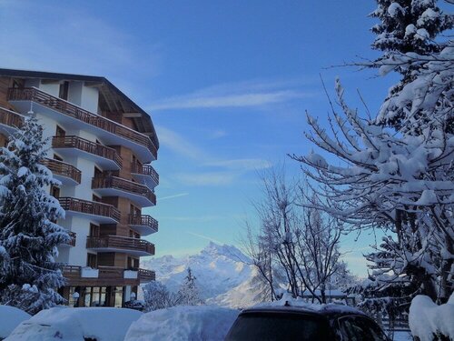 Villars Bristol Apartments, Book Hotel Aigle 