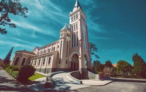 Viet Pho Da Lat Hotel, Забронировать Отель Далат Ламдонг, рядом с Площадь Лам Вьен