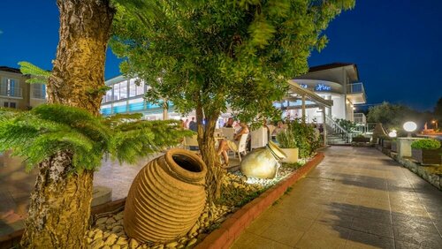 Filoxenia Hotel Zakynthos, Забронировать Отель Отели Циливи с бассейном, Бассейн
