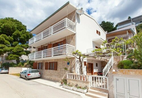 Apartment Ante M, Забронировать Отель Брела Макарска Ривьера, рядом с Пляж Стомарика