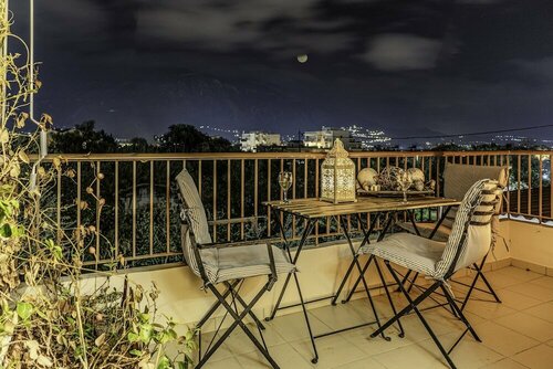 Amalia's Serendipity - City Lights & Mountain Vistas, Забронировать Апартаменты/квартира Каламата Messinia