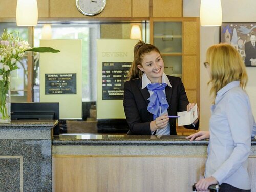 Novotel Freiburg am Konzerthaus, Забронировать Отель СПА-отели Фрайбург-им-Брайсгау, рядом с Университетская церковь, SPA-услуги