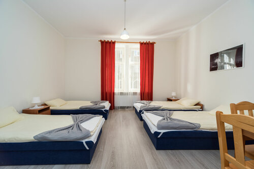 Aparthotel ABBA, Забронировать Апарт-отель Отели Кракова с парковкой, рядом с Дом Яна Матейко, Парковка