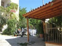 Arabas —  Hostel