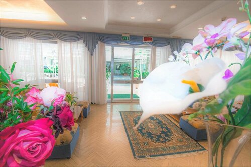 Hotel Arno, Забронировать Отель Отели Мизано-Адриатико с парковкой, Парковка
