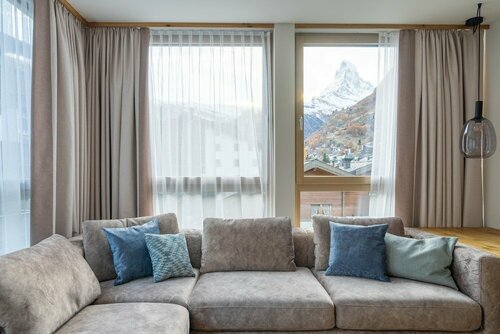 Hotel La Ginabelle, Varaa Lomakeskus Hotellit Zermatt pysäköinnillä, Pysäköinti
