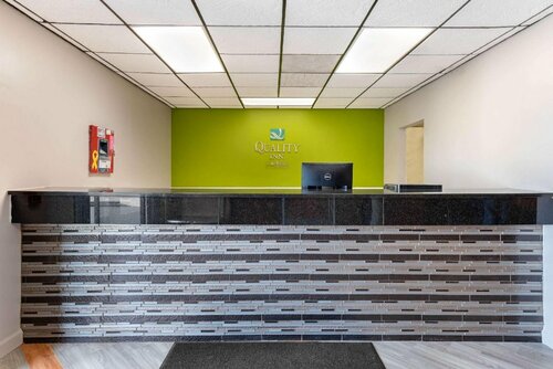 Quality Inn Fairborn near Wright Patterson AFB, Rezervovat Hotel Fairborn Ohio