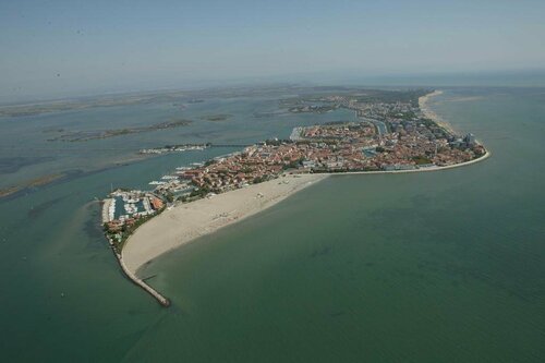 ApartHotel Capitol, Book Lejlighedshotel Grado 