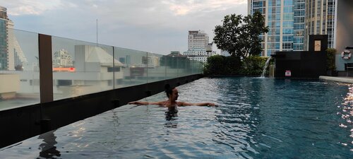 Four Points by Sheraton Bangkok Ploenchit Sukhumvit, Забронировать Отель Патумван Бангкок, рядом с Торгово-развлекательный центр Кореан Таун