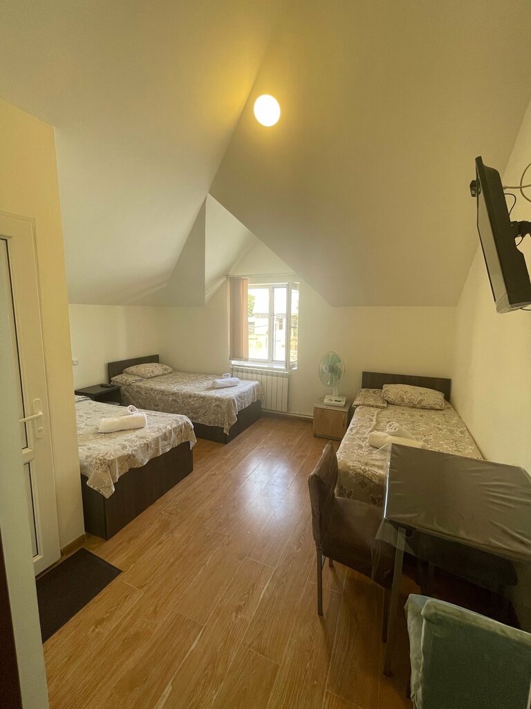 Noragyugh Guesthouse