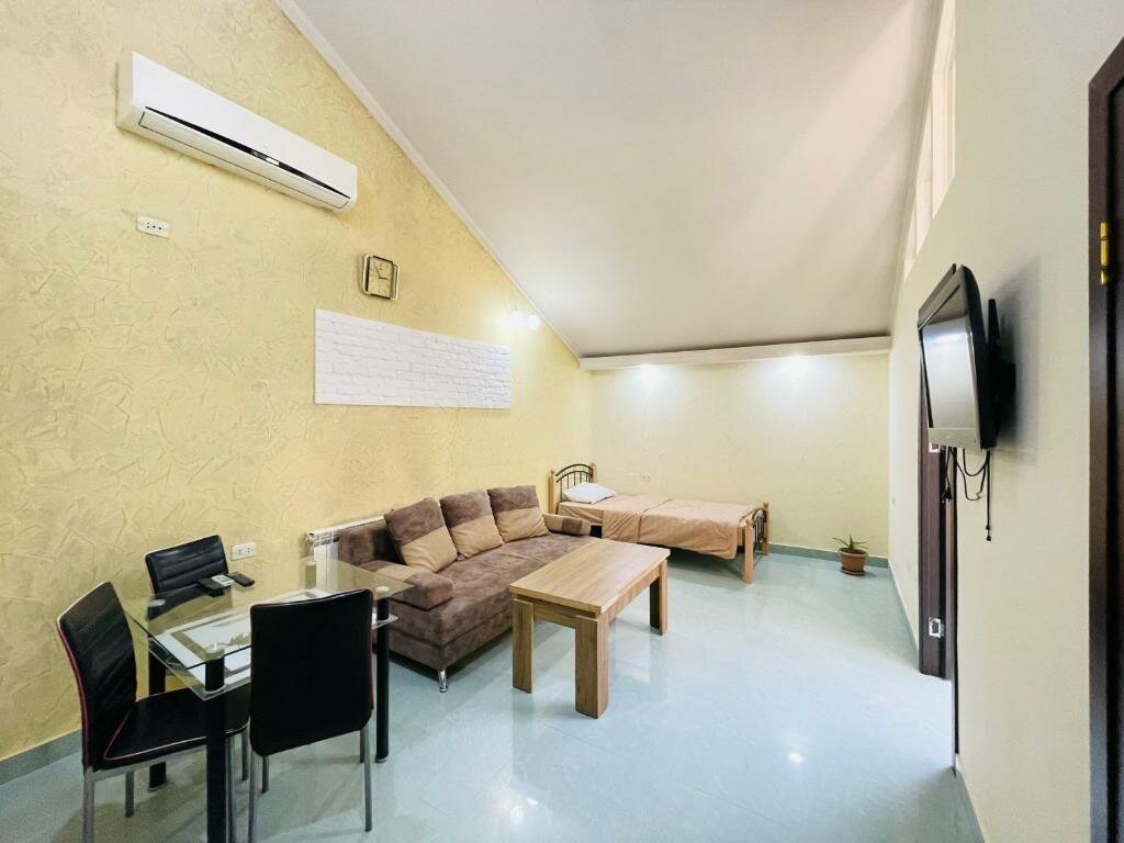 Caribian Hotel Yerevan