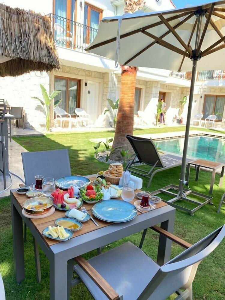 Icarus Hotel Alaçati