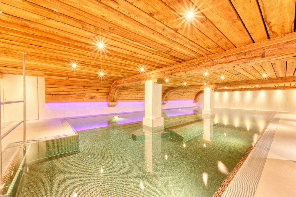 Naco Apartments & Spa