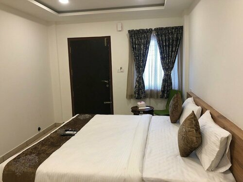Hotel Amulya Regency