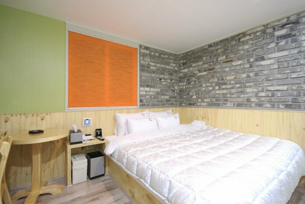 Goodstay Dongrae Oncheon Hotel
