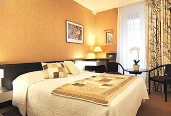 HOTEL ALISON, Забронировать Отель 8-й округ: Елисейские поля Париж