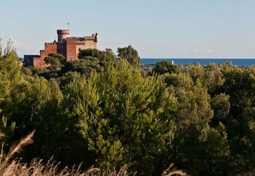 Apartments Playa de Castelldefels, Забронировать Апартаменты/квартира Отели Кастельдефельс с парковкой, Парковка