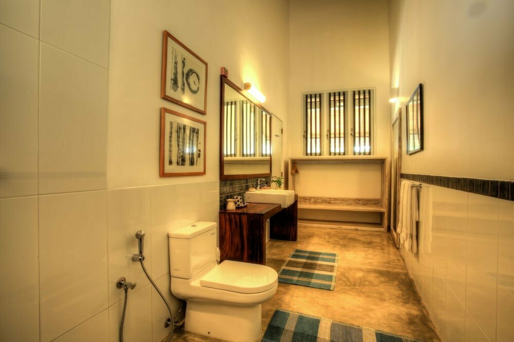 Villa Saffron Hikkaduwa