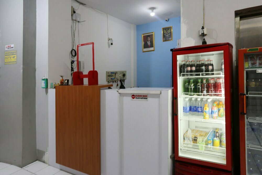 OYO 3865 Wisma Niaga