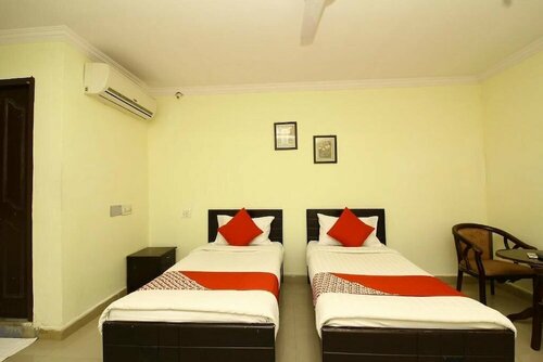 Hotel Nawab's, Boek Hotel Karimnagar 